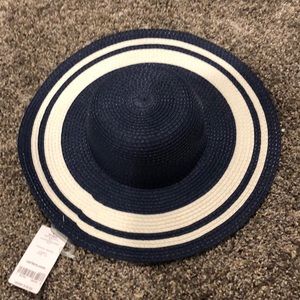 Little girl floppy sun hat size 12-24 months